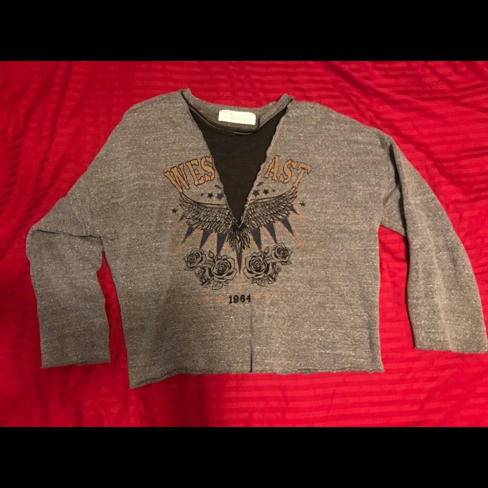stylish sweatshirt top